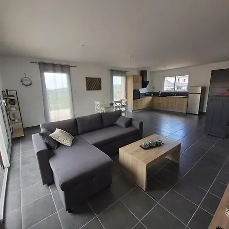 La Goulette Du Vary Commes